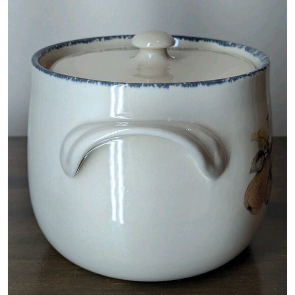 Vintage Home & Garden Party Fruit Pattern Bean Pot Casserole Crock W/ Lid 2004 - Picture 4 of 11